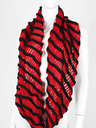 SCARF   CROCHETED  DAF11501RED - Scarvesnthangs
 - 3