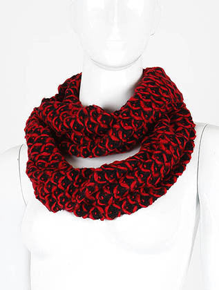 SCARF   CROCHETED  DAF4661RED - Scarvesnthangs
 - 1