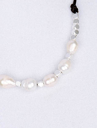 NECKLACE  LTN0215MSCRM - Scarvesnthangs
 - 3